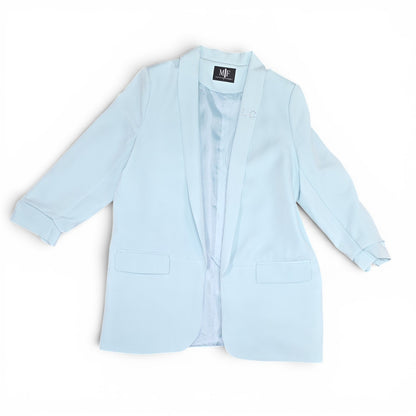 Luxury Clique light blue tailored blazer with three-quarter sleeves and a classic lapel design.